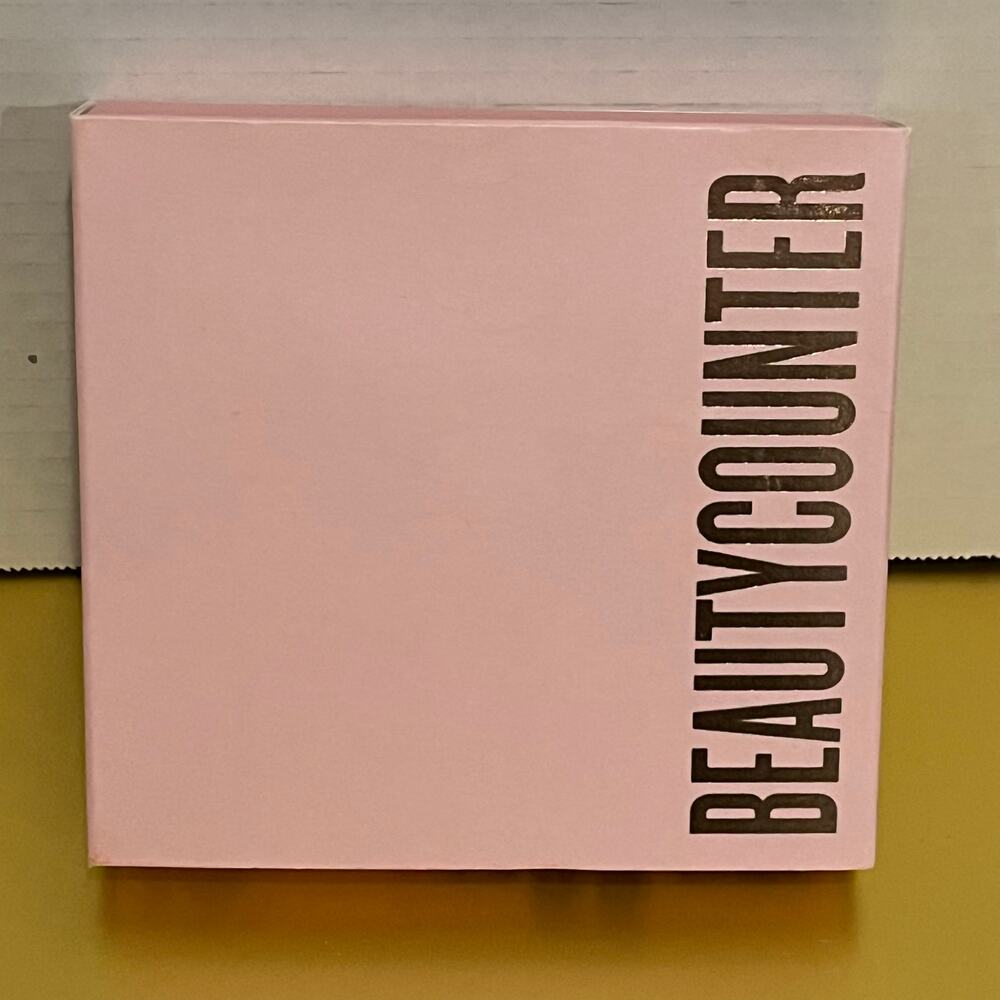 BEAUTYCOUNTER
 Pout Perfecter Lip care Set